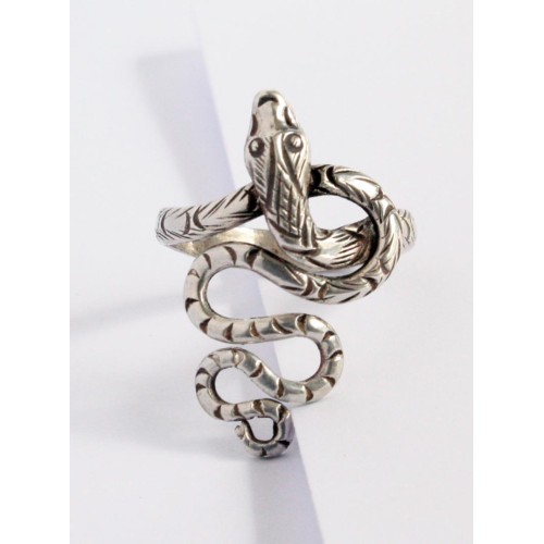 Nepalese handmade silver ring  snake