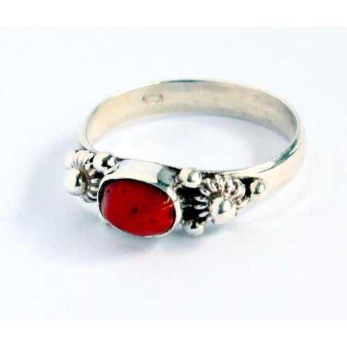 Rod filligree w/stone ring